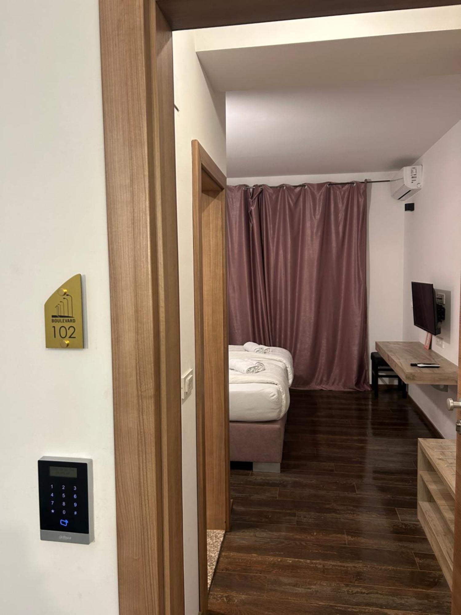 Boulevard Luxury Apartments City Center Ohrid Exteriör bild